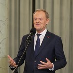 Donald Tusk zapowiada nowy dodatek, rodziny dostaną 1500 zł. "Ruszą natychmiast"