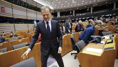 Donald Tusk znowu pod ostrzałem. Działa wbrew interesom Unii?