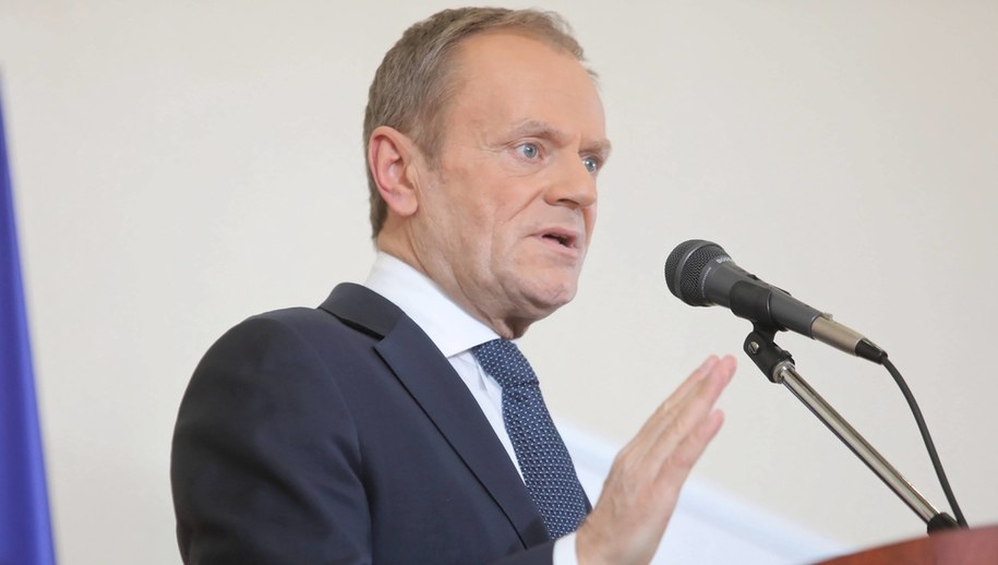 https://i.iplsc.com/donald-tusk/000A5GH8H1N88FIA-C123-F4.jpg