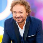 Doniesienia zza zamkniętych drzwi domu Szcześniaka. Tak się potrafi bawić