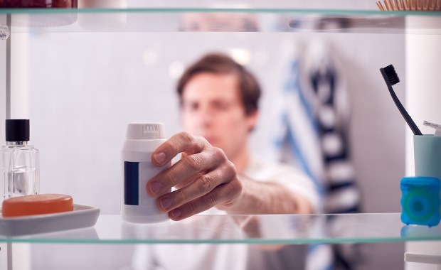 Dopalacze, leki, a nawet detergenty. Czym się trujemy?