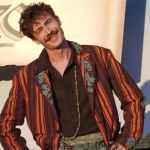 Dopiero co debiutuje, a już jest o nim głośno. Zagrał główną rolę w komedii. "To ważny film"