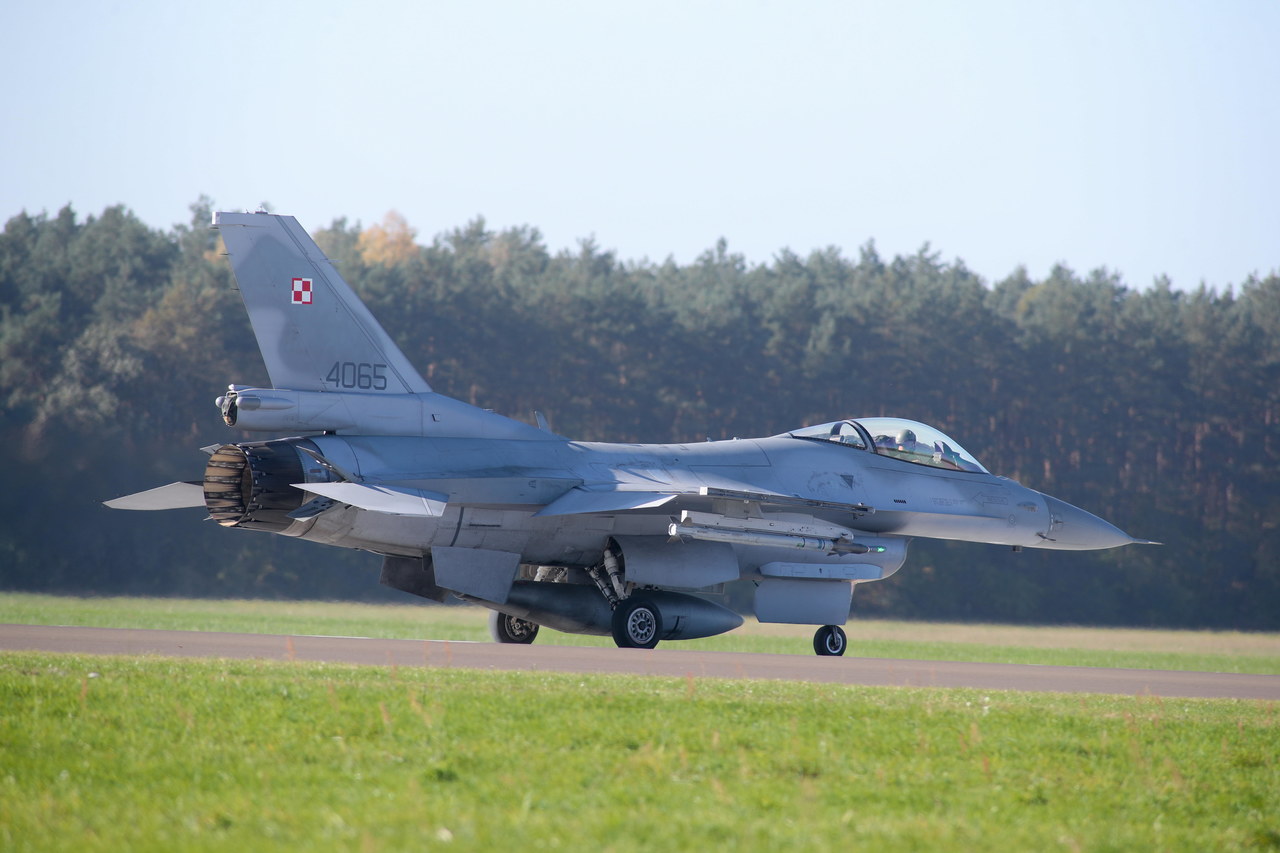 Doradca Zełenskiego: Ukraina otrzymuje pozytywne sygnały ws. polskich F-16