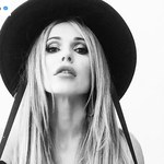 Dorota Rabczewska-Stępień kusi w seksownej stylizacji