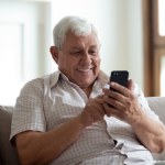 Dostaje 2 grosze emerytury. ZUS bez wniosku dorzuci mu 348,22 zł