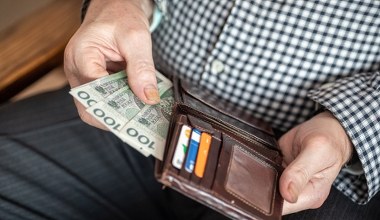 Dostaje ponad 50 tys. zł emerytury. ZUS tłumaczy, jak to zrobił