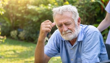 Dostał emeryturę w wieku 65 lat. Ten przelew z ZUS to nie żart