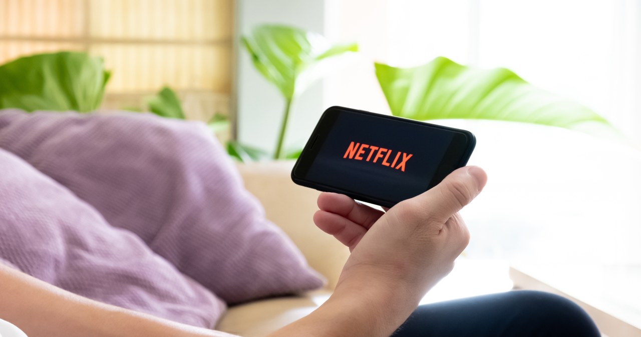 Dostałeś SMS-a od Netflixa? Uwaga! Nadawcą mogą być oszuści /123RF/PICSEL