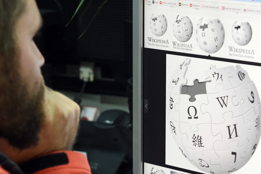 Dostęp do chińskiej Wikipedii, która wystartowała w maju 2001 roku, od 3 czerwca 2004 roku pozostaje zablokowany /Davor Visnjic/PIXSELL  /PAP/EPA