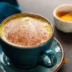 Dosypuj pół łyżeczki do kawy. Po boczkach nie będzie śladu