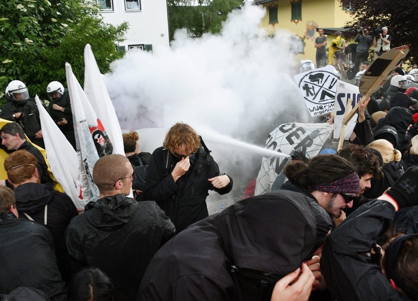 Doszło do starć z policją /FELIX KAESETLE  /PAP/EPA