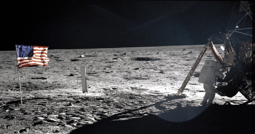 Dowódca Apollo 11, Neil Armstrong na Księżycu /NASA