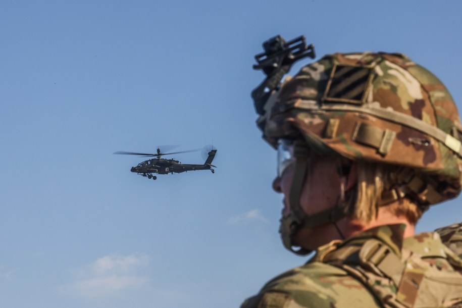 Dowództwo polskiego wojska  w ostatnim tygodniu wdrożyło przy użyciu nowych sił operację związaną z bezpieczeństwem w przestrzeni powietrznej /	Leszek Szymański   /PAP