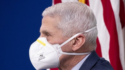 Dr Fauci: Omikron atakuje więcej dzieci