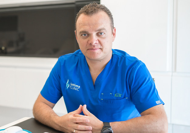 dr Tomasz Basta, specjalista w zakresie ginekologii i położnictwa oraz ginekologii plastycznej /