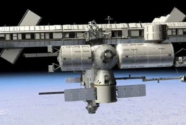 Dragon przycumowany do ISS /kopalniawiedzy.pl