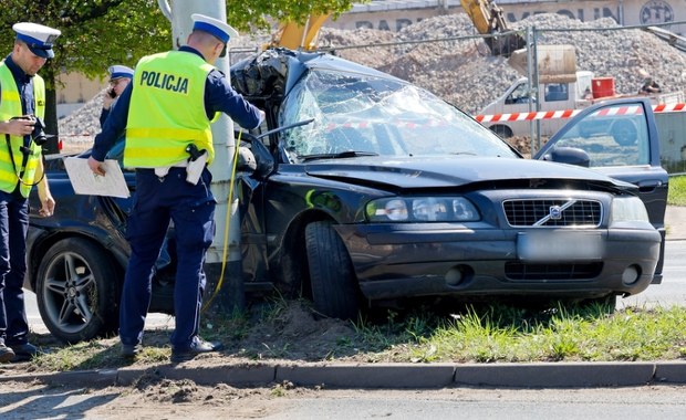 Dramat na drodze. Nie żyje 15-latka, kierowca w szpitalu