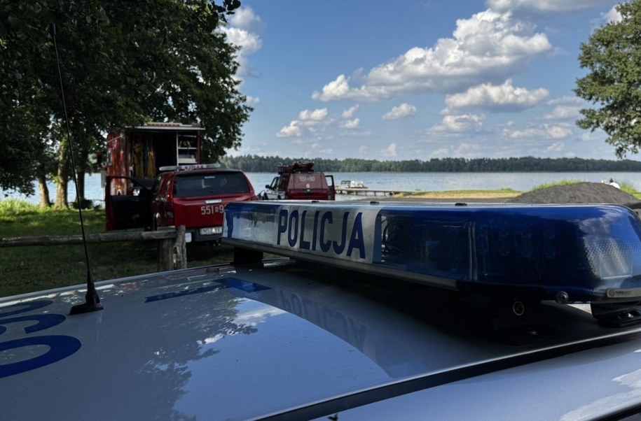 Dramat na jeziorze Sasek Mały. Poszukiwania wędkarza przerwane /Komenda Powiatowa Policji w Szczytnie /