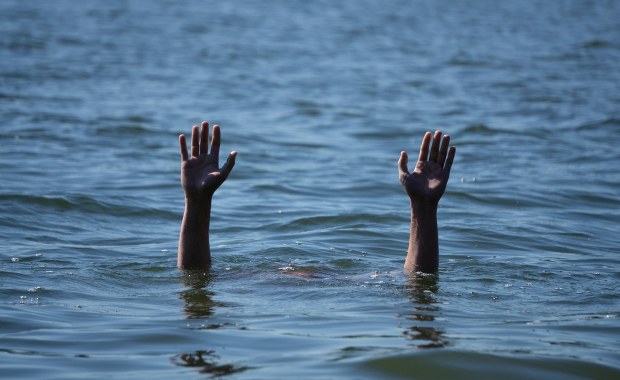 Dramat podczas wycieczki szkolnej. Sześciu uczniów utonęło