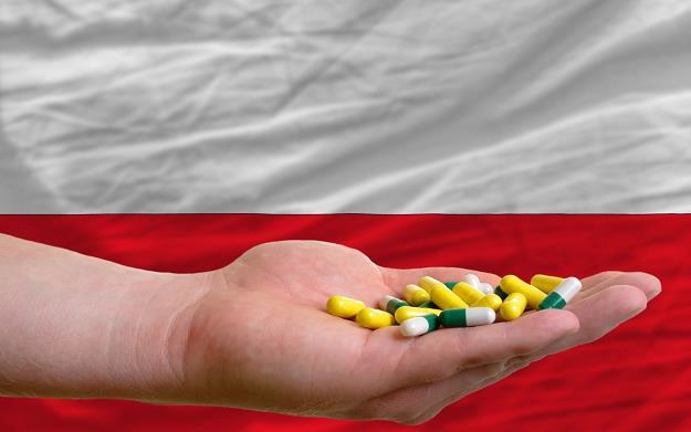 Dramat polskich seniorów: Nie stać ich na zakup leków /&copy;123RF/PICSEL