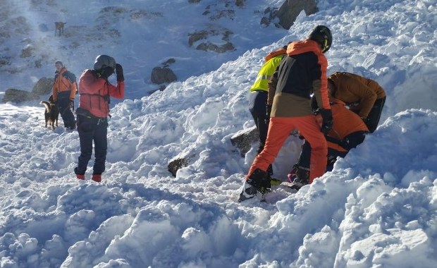 Dramat w Alpach. Ojciec i syn zginęli w lawinie