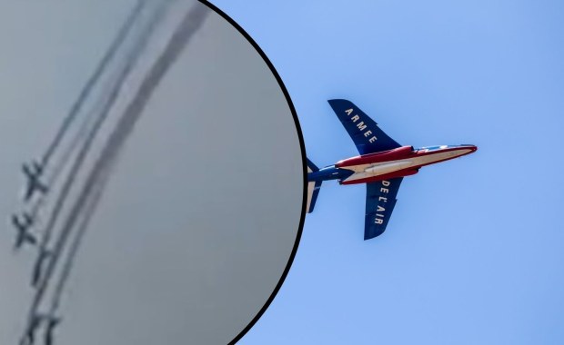 Dramat w powietrzu: Zderzenie samolotów akrobacyjnych [NAGRANIE]