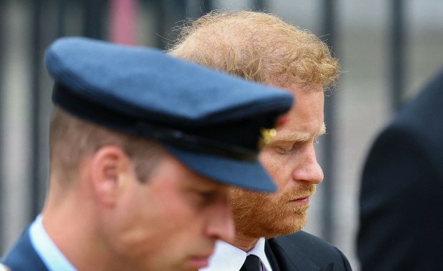 Dramat w rodzinie królewskiej. Nie żyje kuzynka księcia Williama i Harry’ego