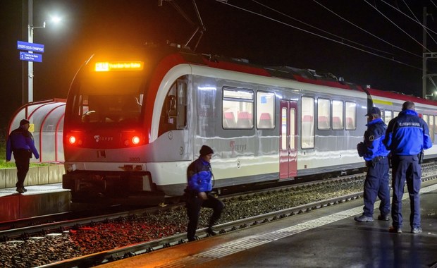 Dramat w Szwajcarii. Uzbrojony w siekierę mężczyzna wziął zakładników w pociągu