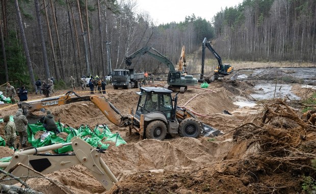 Dramatyczna akcja na Litwie. Polscy specjaliści poszukują zaginionych żołnierzy USA