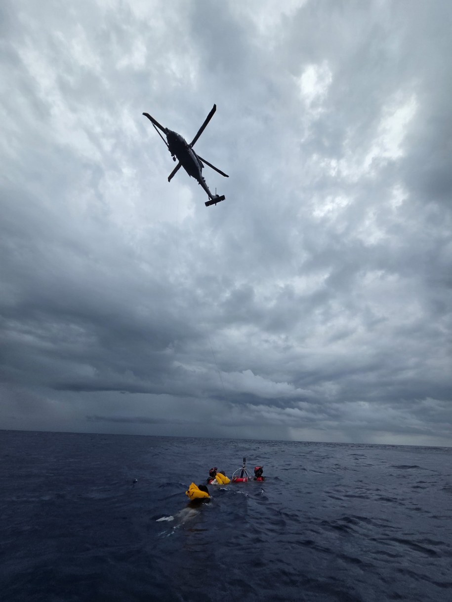 Dramatyczna akcja ratunkowa na oceanie po katastrofie samolotu /Air Force Reserve﻿ /Facebook
