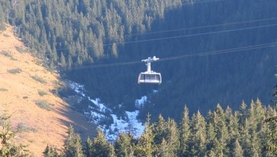 Dramatyczna akcja w Tatrach. Turystę zwieziono kolejką linową
