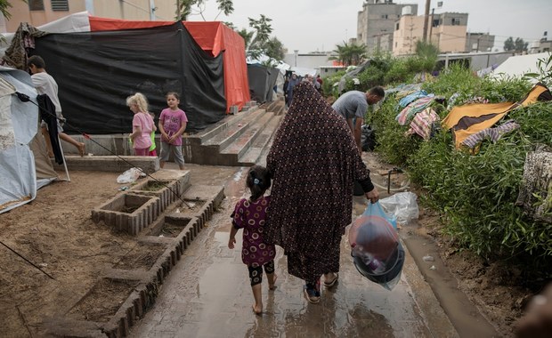 Dramatyczna sytuacja w Gazie: Ludzie chodzą głodni, piją nieoczyszczoną wodę 