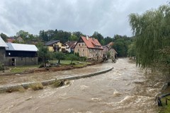 Dramatyczna sytuacja w Lądku-Zdroju. Powódź zdewastowała miasto