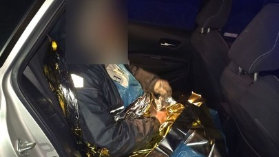 Dramatyczna wędrówka przez Dolny Śląsk: Policjanci uratowali mężczyznę