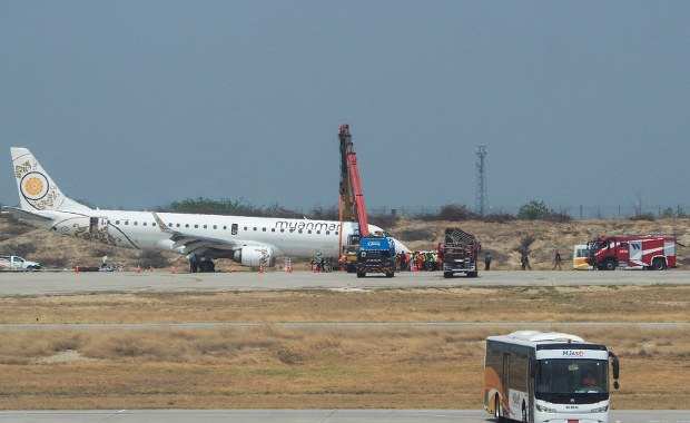Dramatyczne chwile na lotnisku. Aż zatrzęsło samolotem