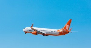 Dramatyczne chwile na pokładzie samolotu. Bohaterska akcja Polki