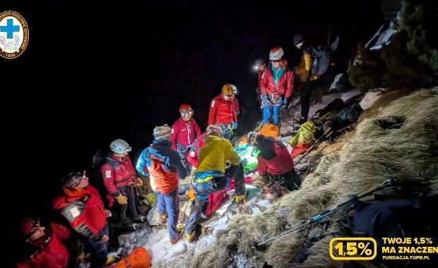 Dramatyczne chwile w Tatrach. Turysta spadał przez ponad 100 m