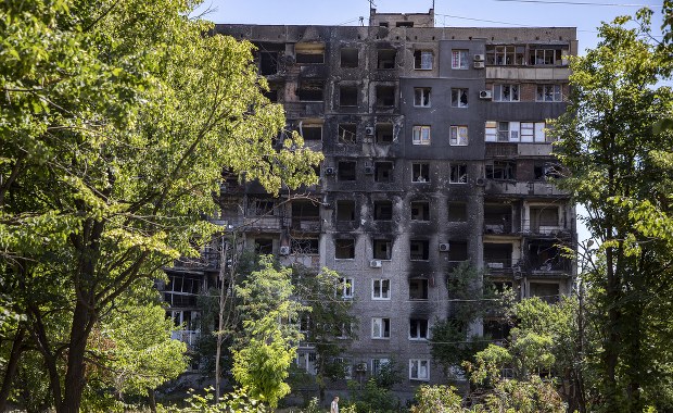 Dramatyczne doniesienia z Winnicy. W Hadze dyskusja o rosyjskich zbrodniach [ZAPIS RELACJI]