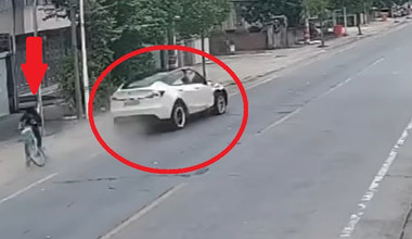 Dramatyczne nagranie ze śmiertelnego przejazdu Tesli. Auto zaczęło samo przyspieszać?