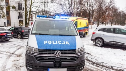 Dramatyczne odkrycie w mieszkaniu w Krakowie. Znaleziono ciało 34-letniej kobiety 