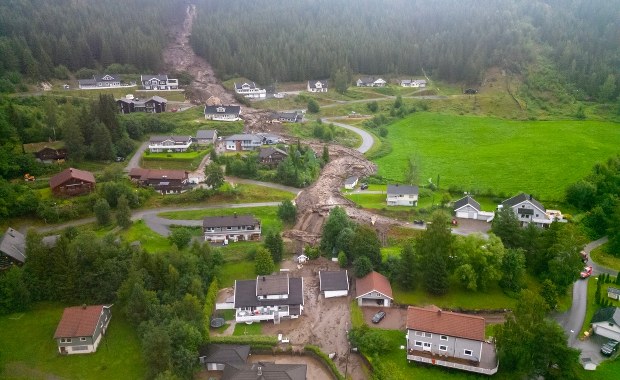 Dramatyczne powodzie w Norwegii: Zagrożona elektrownia, zarządzono ewakuacje 