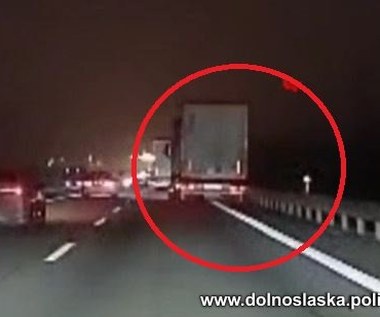 Dramatyczne sceny na autostradzie A4. Pijany rajd rumuńskiego kierowcy tira