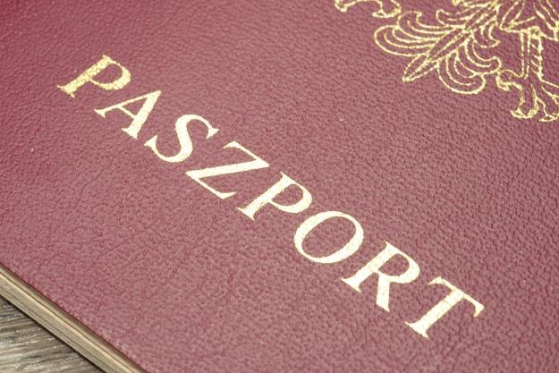 Drastyczna zmiana we wnioskach o paszporty /&copy;123RF/PICSEL