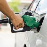 Drastyczny spadek cen na stacjach paliw dopiero przed nami