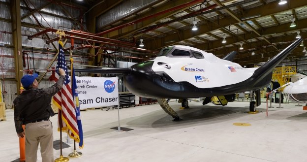 Dream Chaser zbudowany na bazie HL-10 /AFP