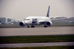 Dreamliner wylądował w Warszawie!