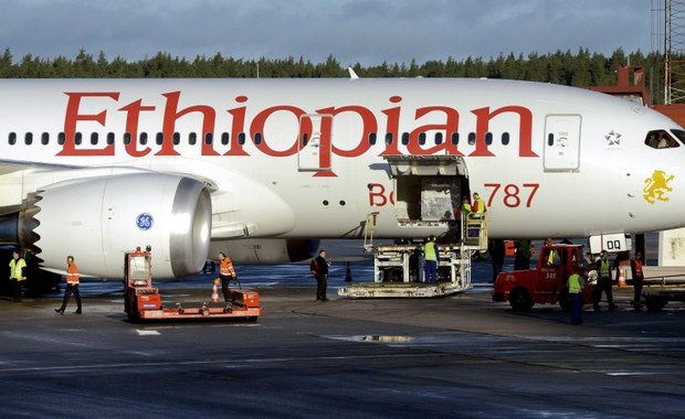 Dreamliner zapalił się na lotnisku. Drugi zawrócił z trasy