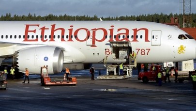 Dreamliner zapalił się na lotnisku. Drugi zawrócił z trasy