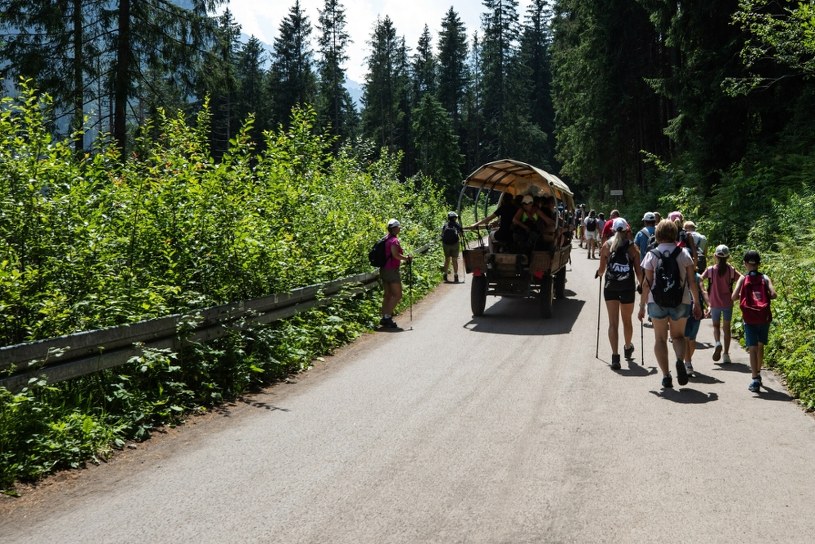 Droga do Morskiego Oka zostanie zamknięta. TPN ma pilny komunikat dla turystów 
