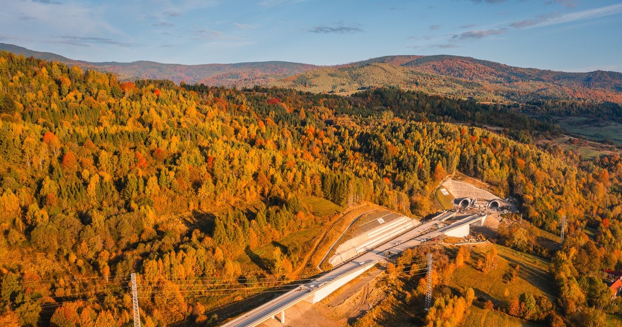 Droga ekspresowa S1 docelowo będzie liczyć ponad 133 km i poprowadzi od A1 Pyrzowicach do granicy ze Słowacją w Zwardoniu. /Paweł Klarecki /GDDKiA